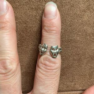 Lot of earrings and rings